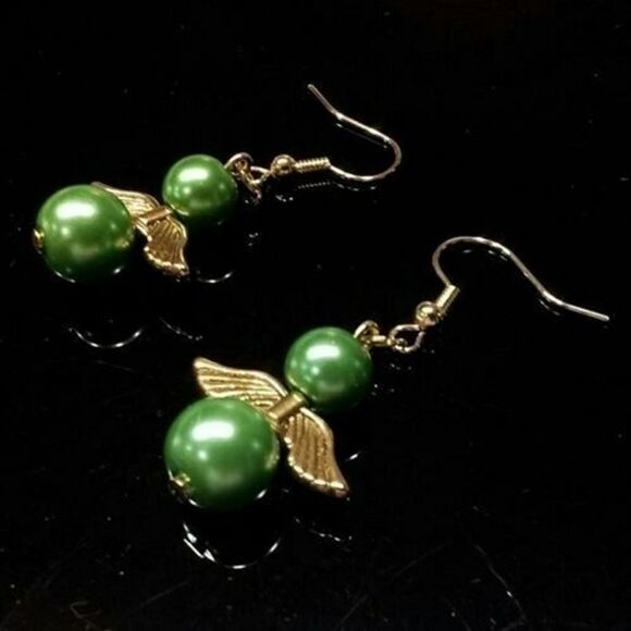 Handmade Green Glass Pearl and Gold Plated Pewter Angel Wings Dangle Earrings - Picture 1 of 1